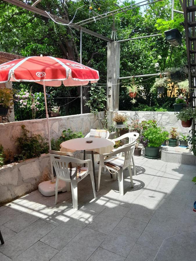 Apartment Radovic Котор Екстер'єр фото